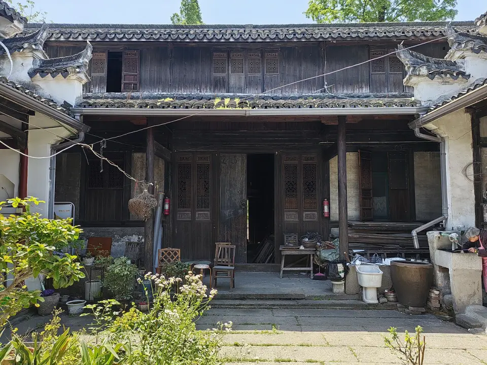 Yu's Residence at Xixing Road