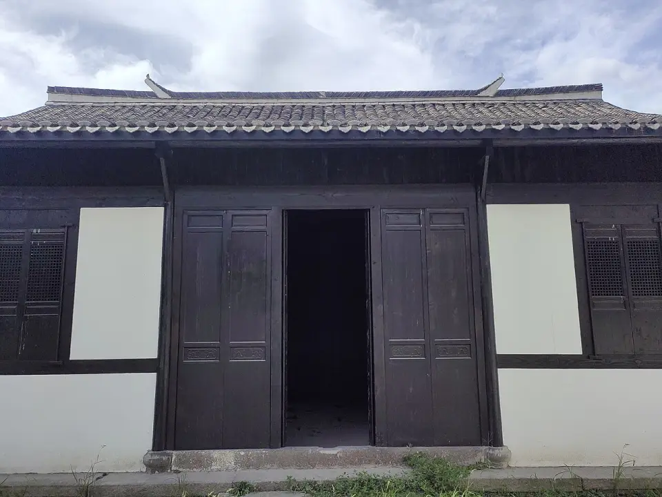 Architectural complex at 109, 111, and 113, Xiangqifang
